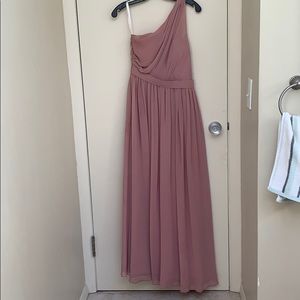 JJ’s house blush bridesmaid dress